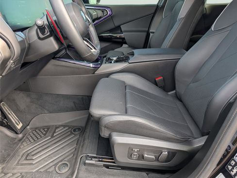 Used 2025 BMW X3 M50 image 12