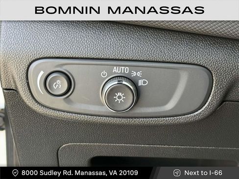 Used 2024 Chevrolet TrailBlazer LT w/ Driver Confidence Package image 23