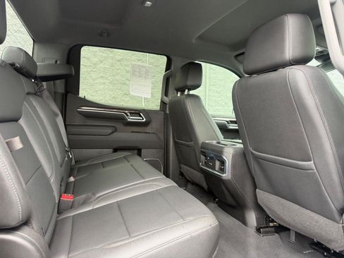 Used 2023 Chevrolet Silverado 1500 LTZ AWD/4WD image 10