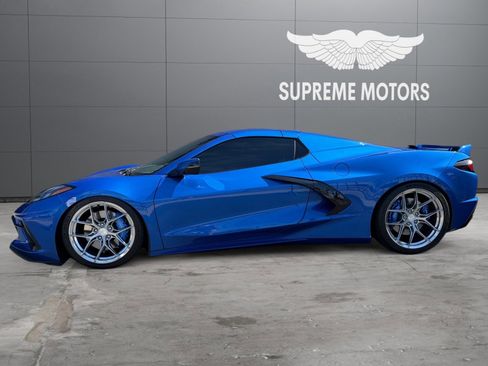 Used 2020 Chevrolet Corvette Stingray Convertible w/ Z51 Performance Package image 8