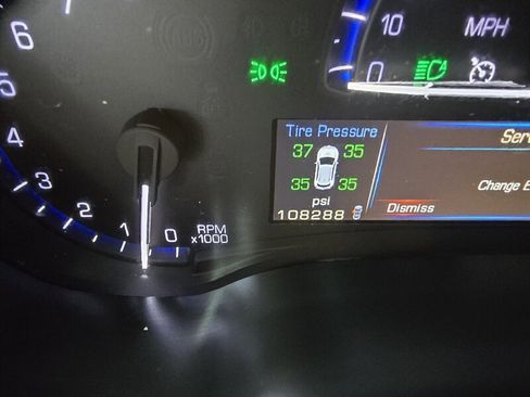 Used 2015 Cadillac SRX Luxury w/ Driver Awareness Package image 25