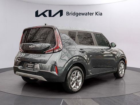 Certified 2025 Kia Soul LX image 7