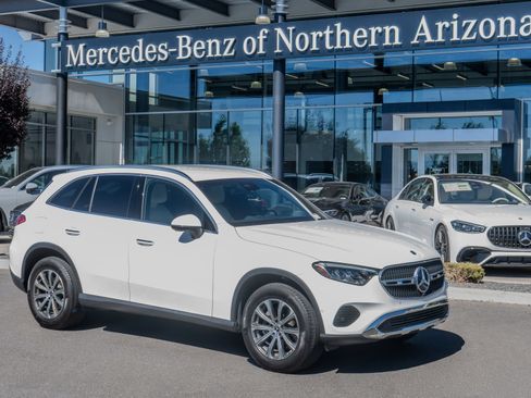 Certified 2024 Mercedes-Benz GLC 300 image 1
