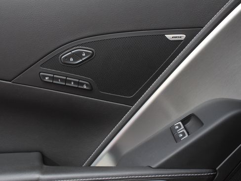 Used 2019 Chevrolet Corvette w/ 2LT w/ 2LT Preferred Equipment Group image 70