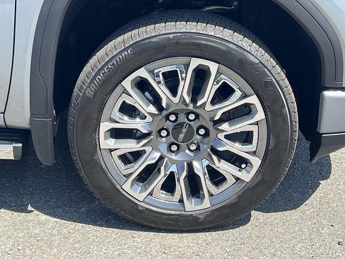 New 2026 GMC Sierra 1500 Denali Ultimate w/ LPO, Black Badging Package AWD/4WD image 35