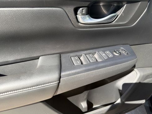Used 2023 Honda CR-V EX image 15