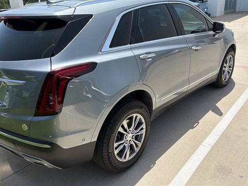 Used 2023 Cadillac XT5 Premium Luxury w/ Technology Package FWD image 3