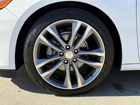 Used 2024 Chevrolet Malibu LT image 12