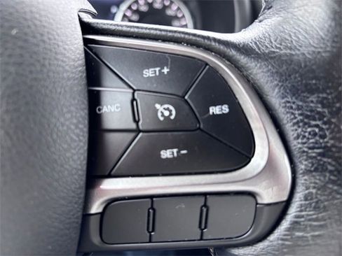 Used 2020 Jeep Renegade Limited w/ Trailer Tow Group image 18