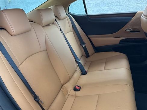 New 2025 Lexus ES 350 w/ Premium Package image 38