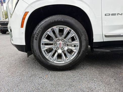 Used 2025 GMC Yukon Denali RWD image 29