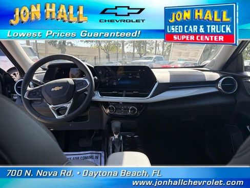Used 2026 Chevrolet Trax LT w/ Driver Confidence Package image 26