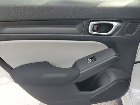 Used 2025 Honda Civic Sport image 21