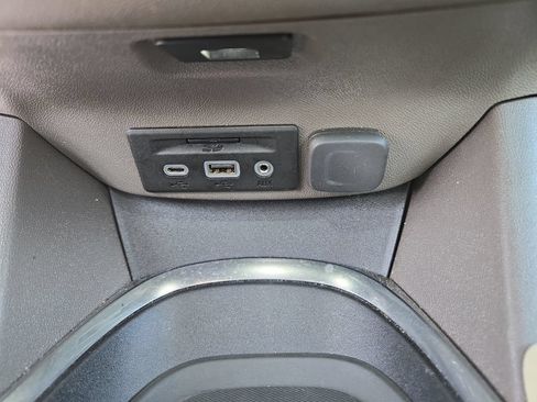 Used 2024 Chevrolet Malibu LT FWD image 33