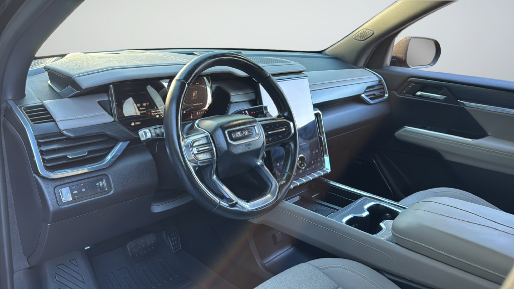 Certified 2025 GMC Acadia Elevation w/ Black Edition FWD image 23