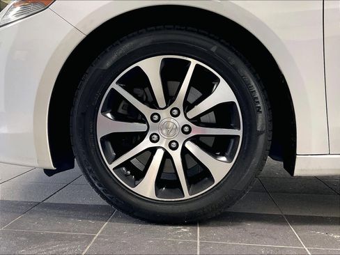 Used 2016 Acura TLX FWD image 7