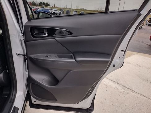 New 2026 Mitsubishi Eclipse Cross SEL image 30