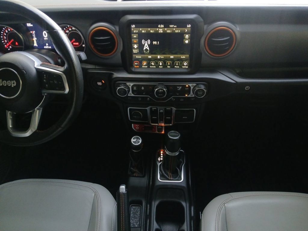 Used 2021 Jeep Gladiator Mojave AWD/4WD image 3
