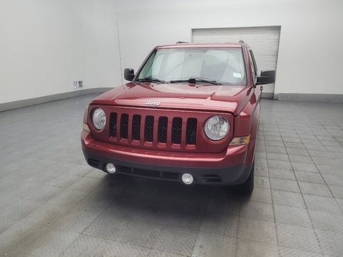 Used 2017 Jeep Patriot Latitude FWD image 15