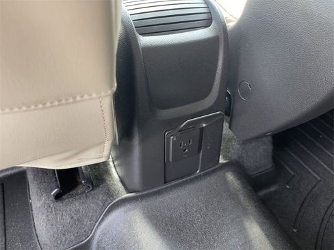 Used 2018 Buick Encore Premium w/ Experience Buick Package image 13