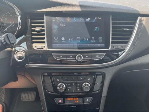 Used 2020 Buick Encore Essence AWD/4WD image 21