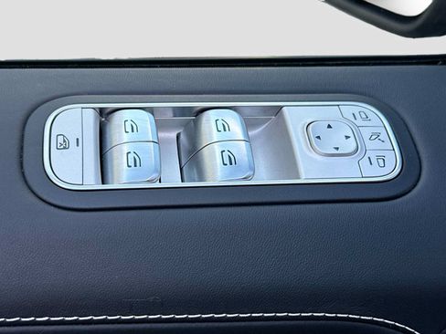 Certified 2025 Mercedes-Benz G 63 AMG 4MATIC image 18