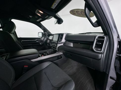 Used 2022 RAM 1500 Big Horn AWD/4WD image 39