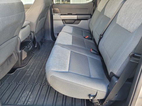 Used 2021 Ford F150 XLT image 19