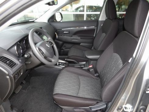 New 2025 Mitsubishi Outlander Sport SE image 13