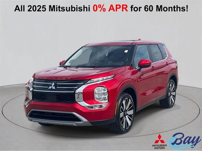 New 2025 Mitsubishi Outlander SE