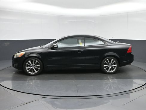 Used 2011 Volvo C70 T5 FWD image 4