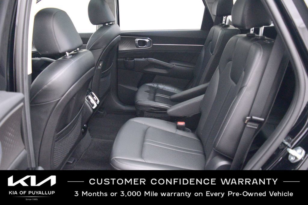 Certified 2023 Kia Sorento SX AWD/4WD image 12