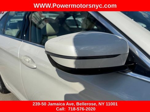 Used 2020 BMW 530i xDrive w/ Convenience Package AWD/4WD image 14