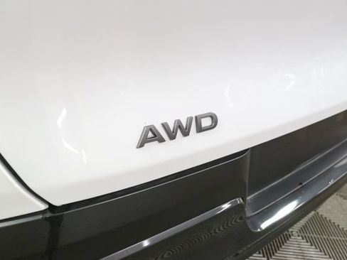 Used 2025 Nissan Murano SL w/ Cargo Package AWD/4WD image 9
