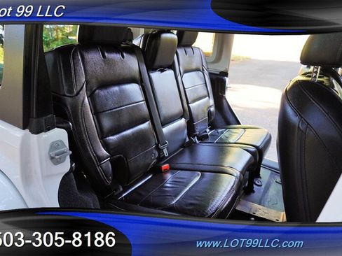 Used 2018 Jeep Wrangler Unlimited Sahara AWD/4WD image 15