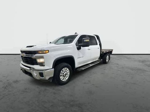 Used 2024 Chevrolet Silverado 2500 LT w/ Snow Plow Prep/Camper Package AWD/4WD image 8