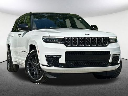 Certified 2024 Jeep Grand Cherokee L Summit AWD/4WD image 2