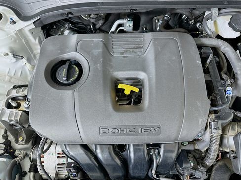 Used 2024 Kia Forte GT-Line FWD image 32