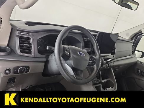 Used 2023 Ford Transit 350 XLT RWD image 11