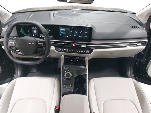 New 2026 Kia Sportage EX w/ EX Panoramic Sunroof Package image 9