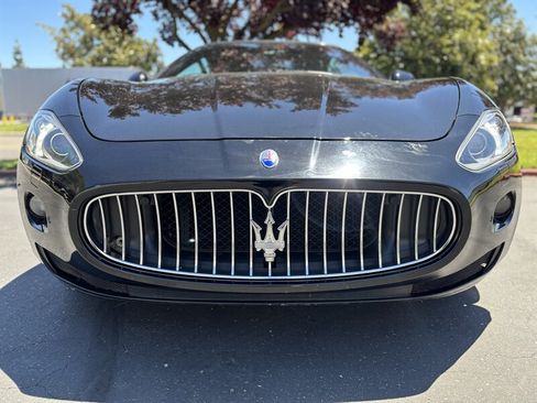 Used 2016 Maserati GranTurismo Convertible RWD image 3