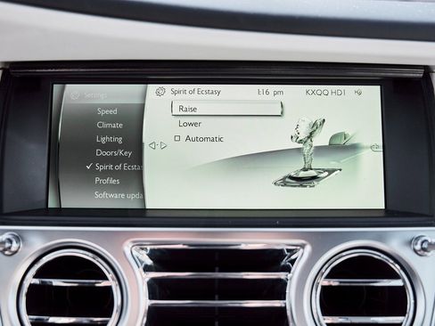 Used 2015 Rolls-Royce Wraith image 72