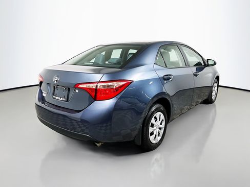 Used 2017 Toyota Corolla L w/ Carpet Mat Package (TMS) image 4