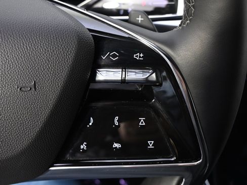 Used 2025 Cadillac Escalade Sport w/ Touring Package image 38