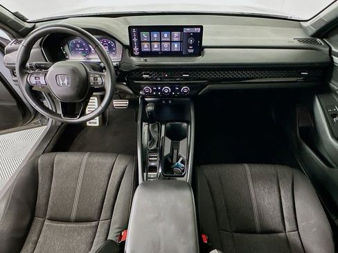 Used 2023 Honda Accord Sport image 3