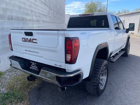Used 2021 GMC Sierra 3500 SLE w/ Remote Start Package AWD/4WD image 10