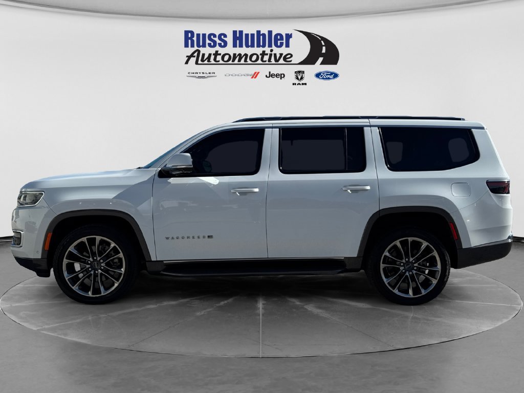 Used 2022 Jeep Wagoneer Series II w/ Convenience Group I AWD/4WD image 2