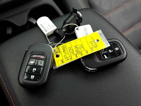 Used 2024 Honda CR-V Sport-L image 38