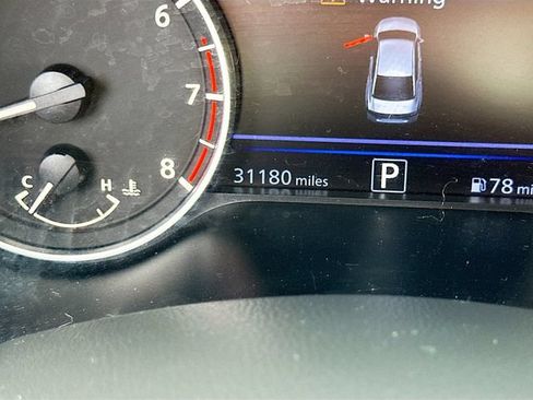 Used 2023 Nissan Altima 2.5 SR FWD image 12