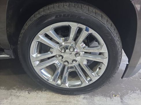 Used 2019 GMC Yukon SLT w/ Premium Edition RWD image 13